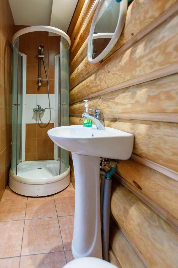Hotel Viesu Nams “Dimantu Ferma” Ikšķile Exteriér fotografie