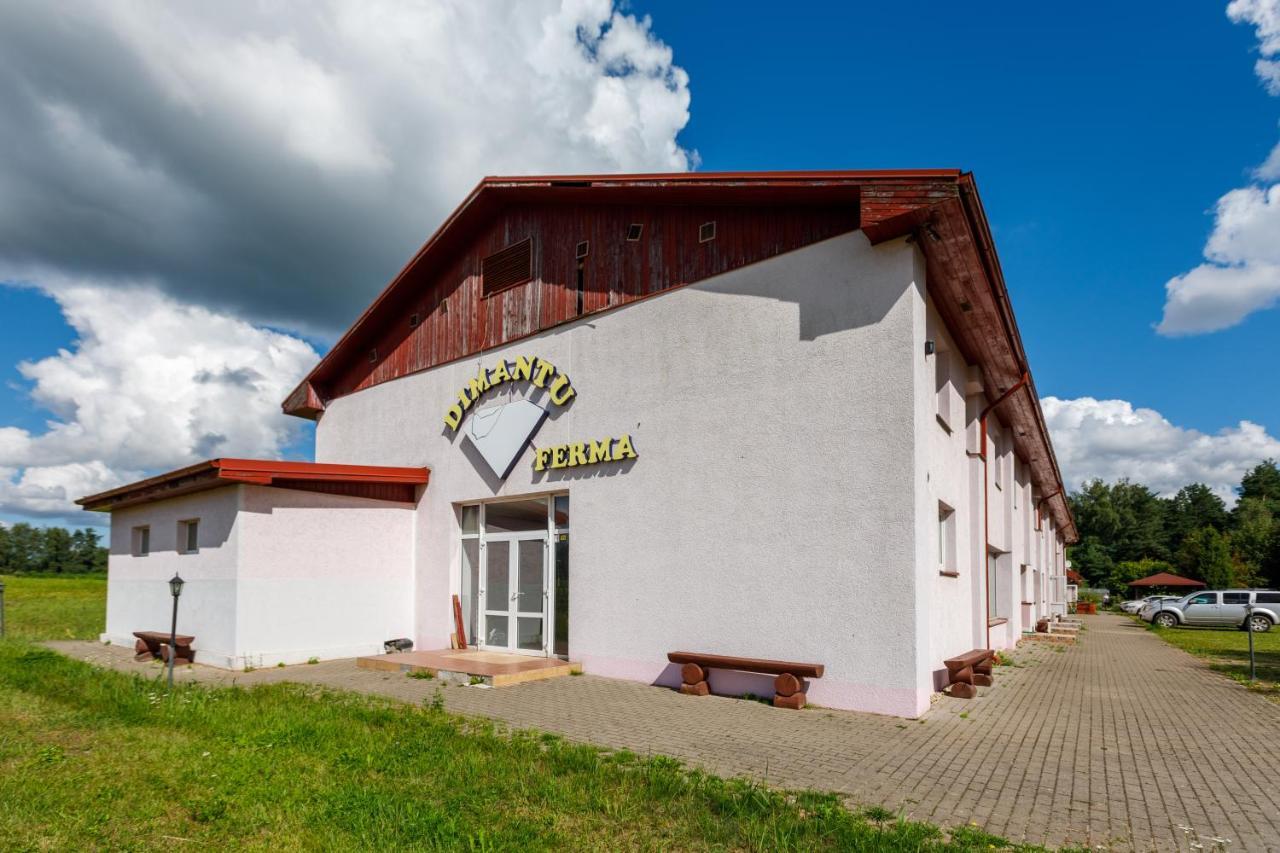 Hotel Viesu Nams “Dimantu Ferma” Ikšķile Exteriér fotografie