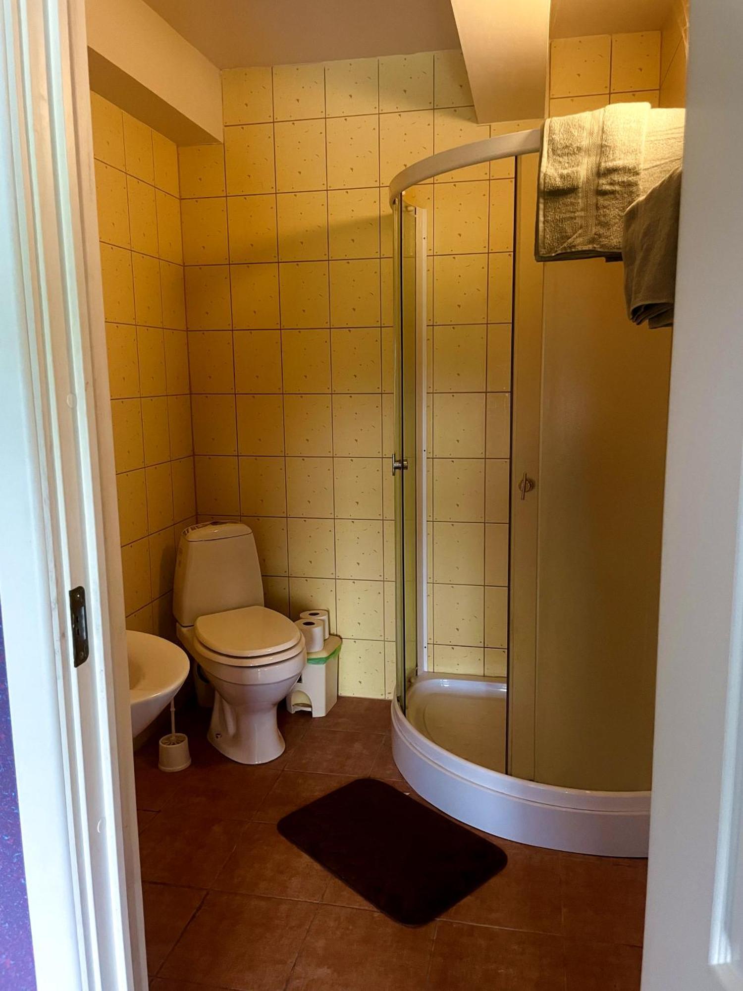 Hotel Viesu Nams “Dimantu Ferma” Ikšķile Exteriér fotografie